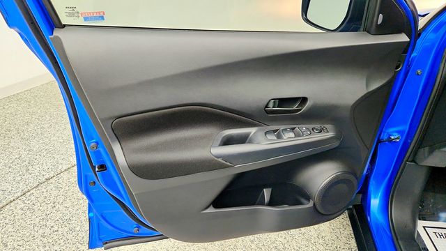 2023 Nissan Kicks S FWD - 23092249 - 9