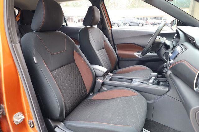 2023 Nissan Kicks SR - 23032475 - 24