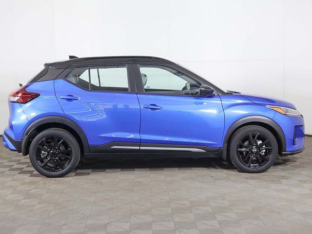 2023 Nissan Kicks SR FWD - 23031551 - 17