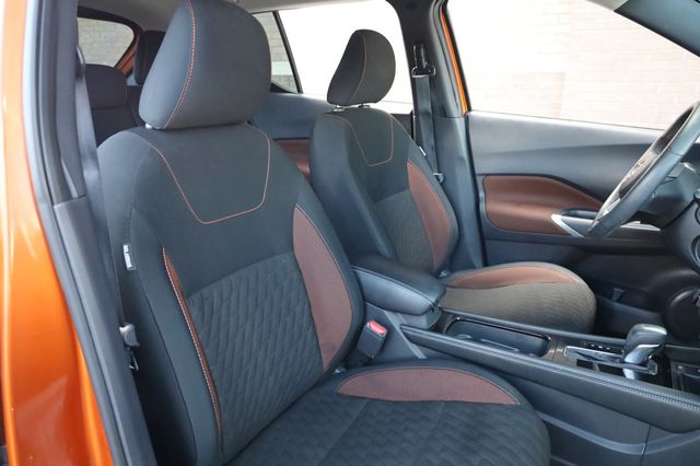 2023 Nissan Kicks SR FWD - 22876744 - 26