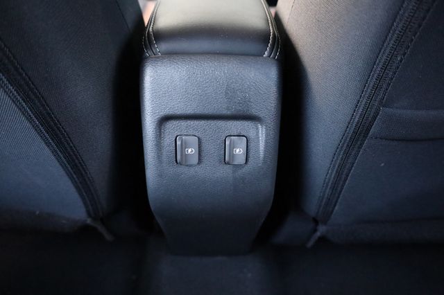 2023 Nissan Kicks SR FWD - 22876744 - 34