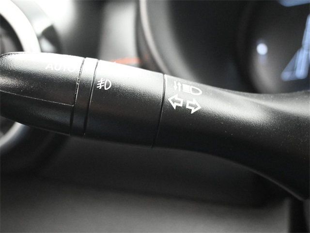 2023 Nissan Kicks SR FWD - 22951715 - 24