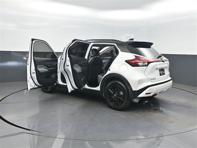2023 Nissan Kicks SR FWD - 22951715 - 37
