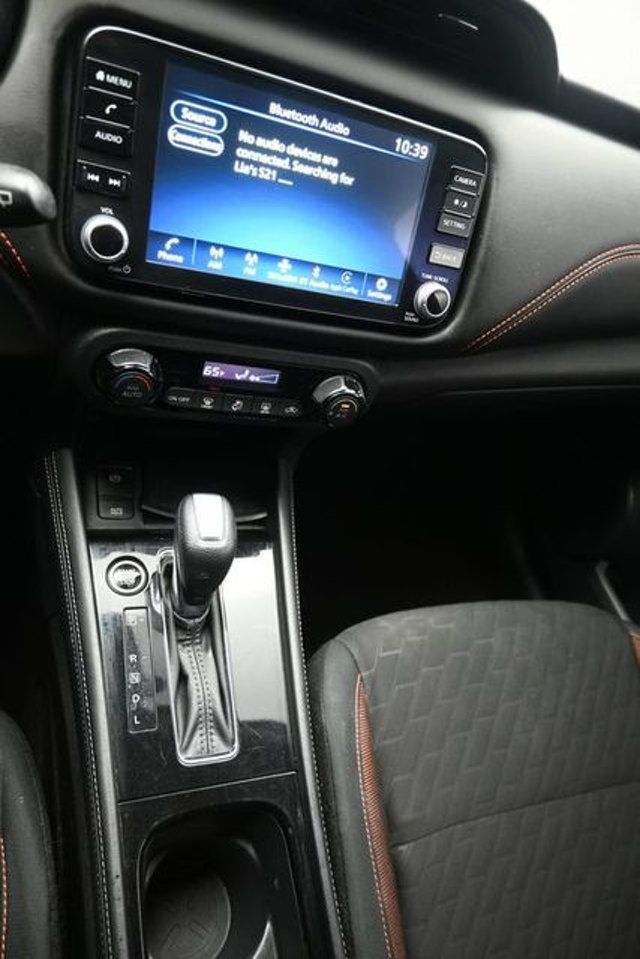 2023 Nissan Kicks SR FWD - 23035221 - 22
