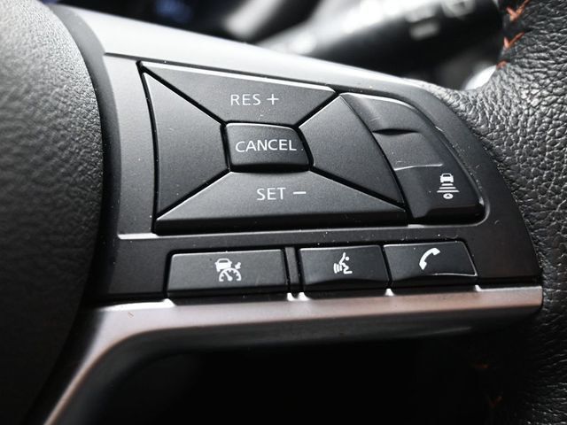 2023 Nissan Kicks SR FWD - 23035221 - 24