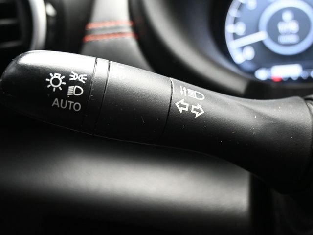 2023 Nissan Kicks SR FWD - 23035221 - 26