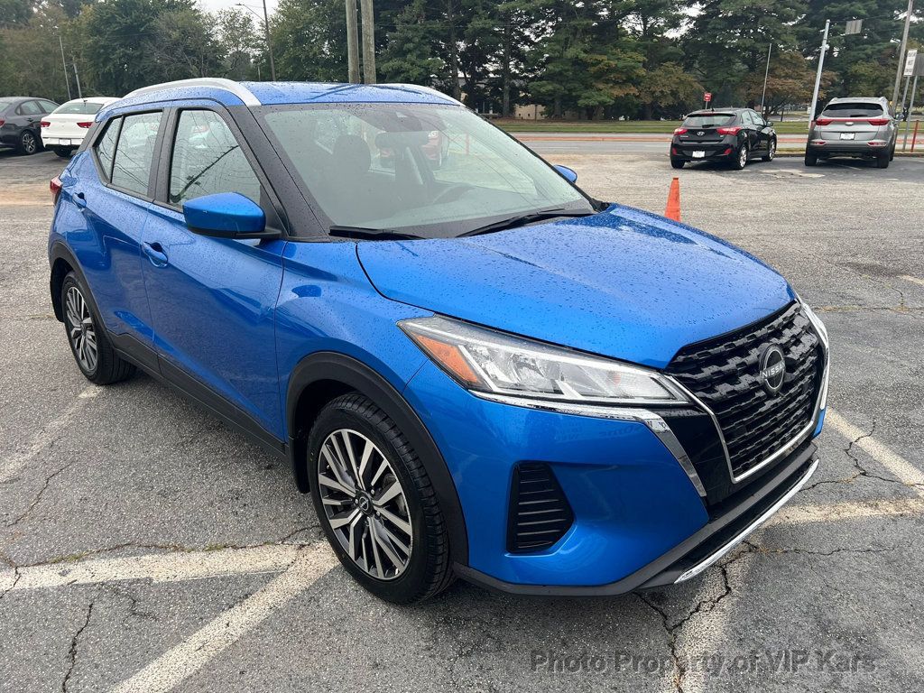 2023 Nissan Kicks SV photo 3
