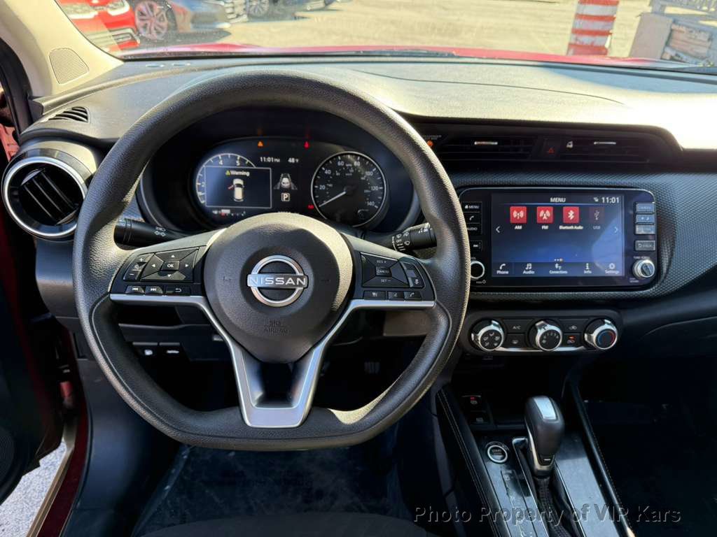 2023 Nissan Kicks SV FWD - 22977077 - 12