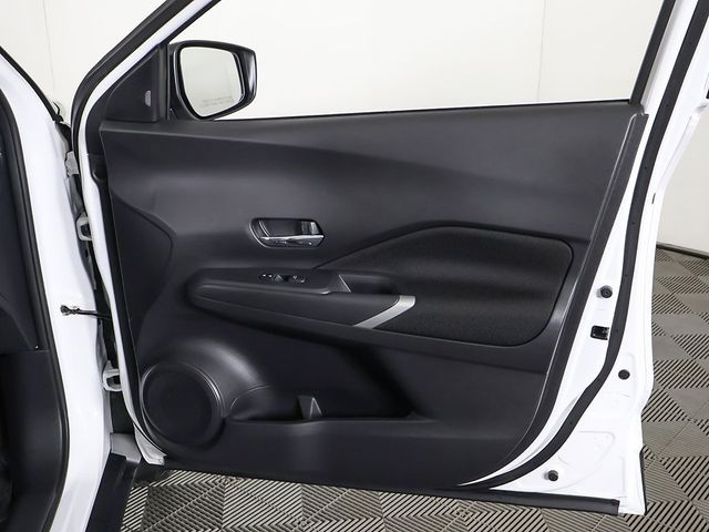 2023 Nissan Kicks SV FWD - 22931788 - 20