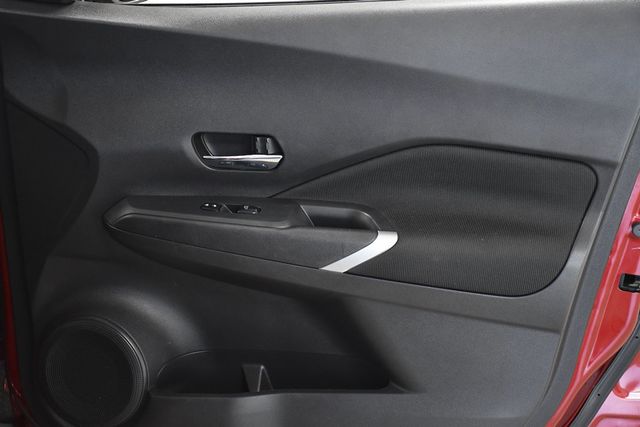2023 Nissan Kicks SV FWD - 23081813 - 17