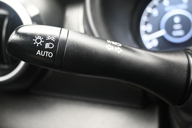 2023 Nissan Kicks SV FWD - 23014631 - 23