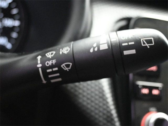 2023 Nissan Kicks SV FWD - 22955932 - 24