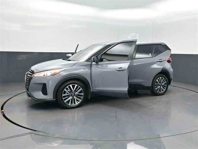 2023 Nissan Kicks SV FWD - 22955932 - 31