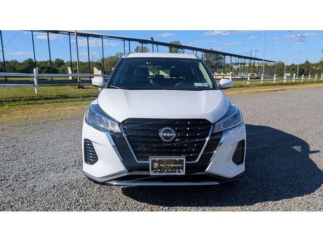 2023 Nissan Kicks SV FWD - 22981881 - 1