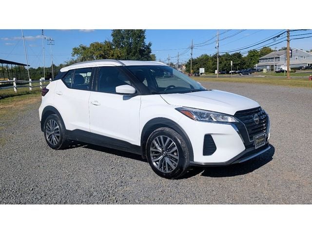 2023 Nissan Kicks SV FWD - 22981881 - 2