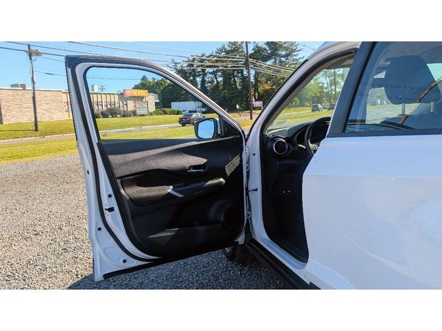 2023 Nissan Kicks SV FWD - 22981881 - 8