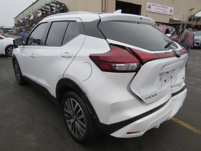 2023 Nissan Kicks SV FWD( clear title) - 22986394 - 6
