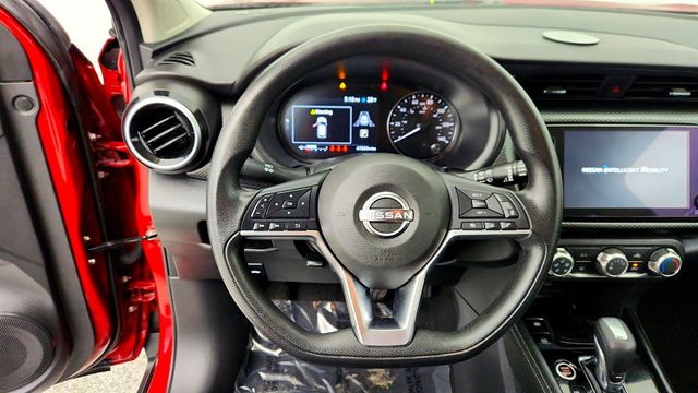 2023 Nissan Kicks SV w/ Safety Shield 360 & 17'' Alloy Wheels - 22992293 - 12