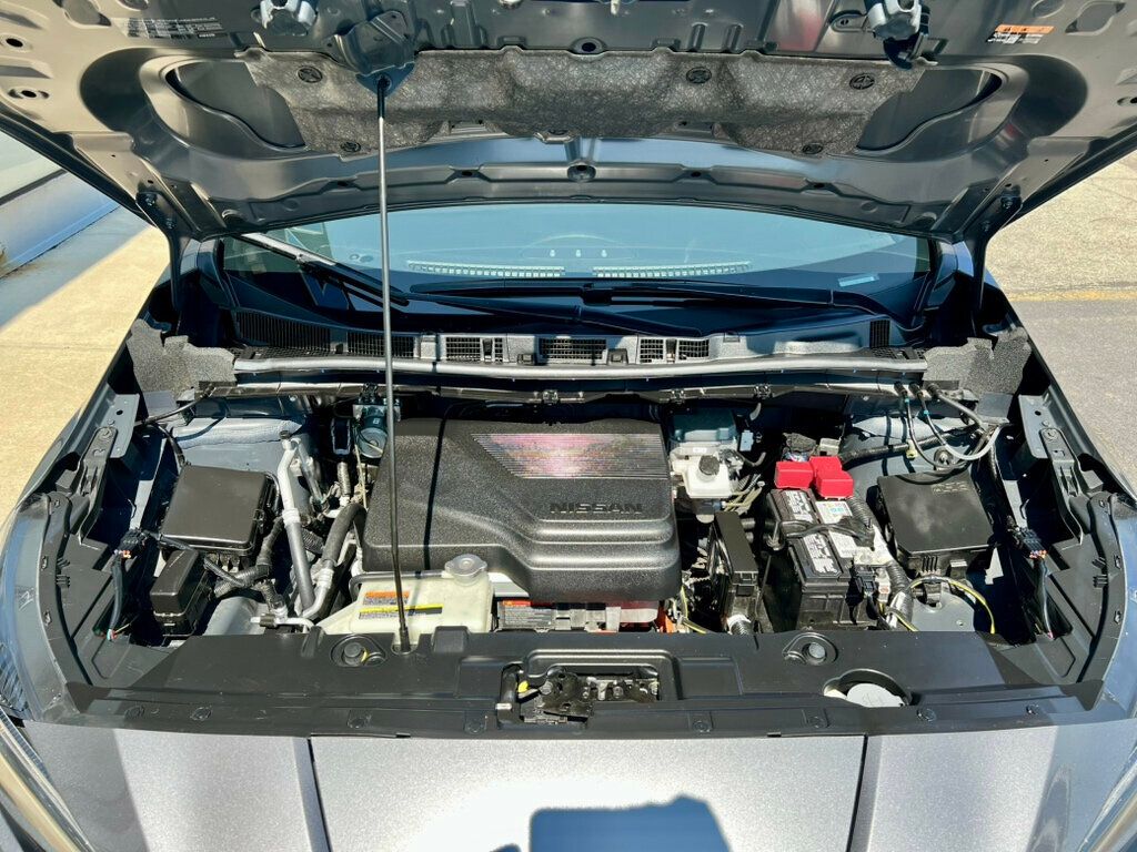 2023 Nissan Leaf photo 10