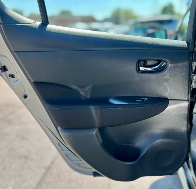 2023 Nissan Leaf S Hatchback - 22886730 - 14