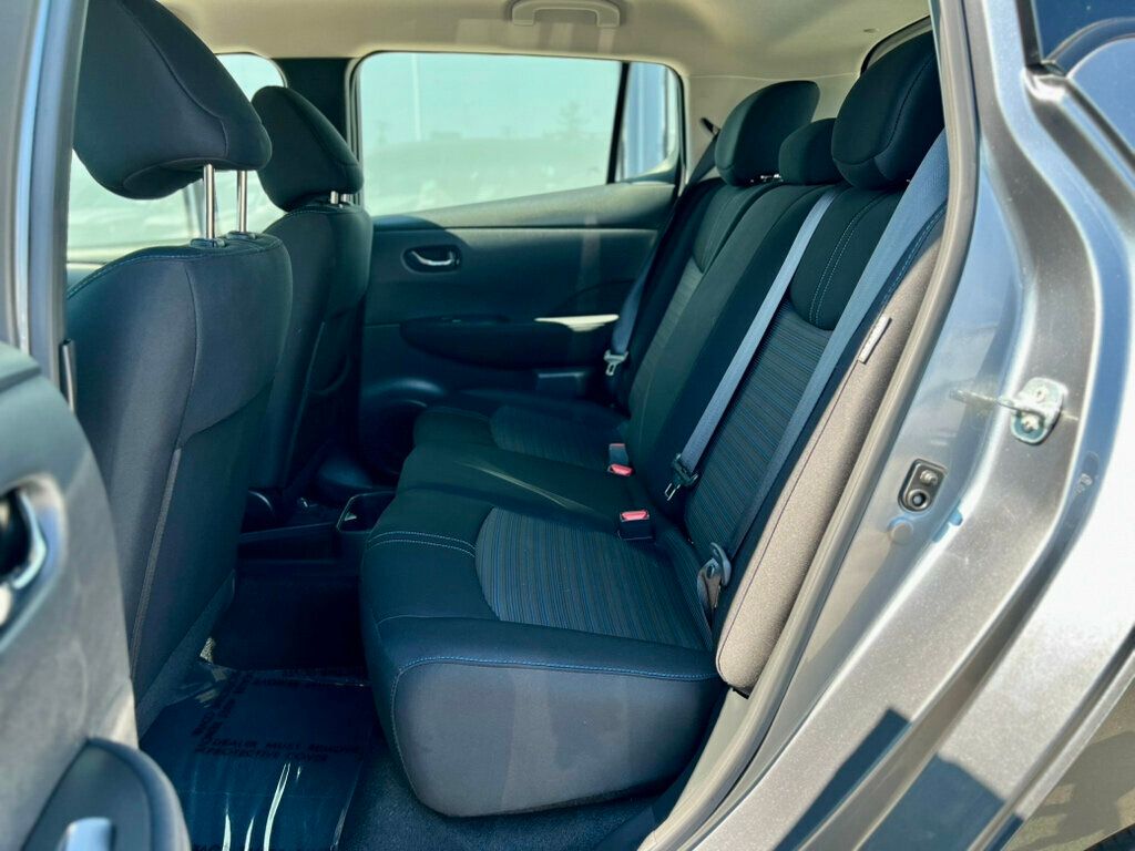 2023 Nissan Leaf photo 16