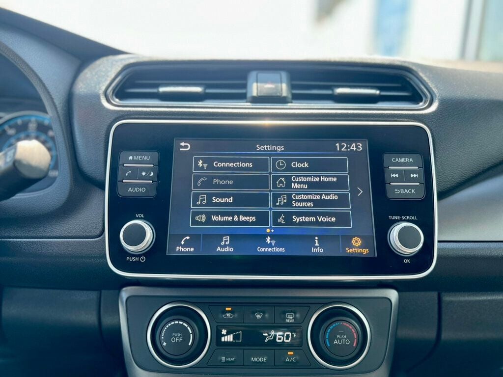 2023 Nissan Leaf photo 23