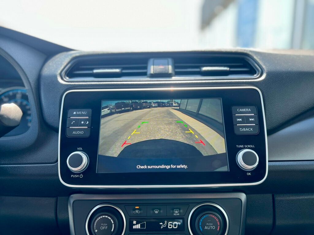 2023 Nissan Leaf photo 25