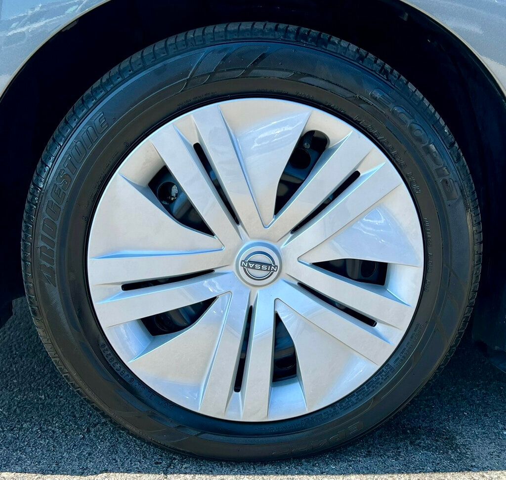 2023 Nissan Leaf photo 28