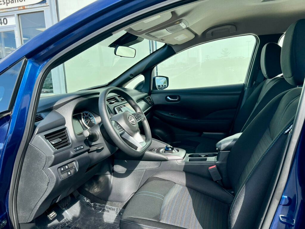 2023 Nissan Leaf S Hatchback - 22896738 - 12