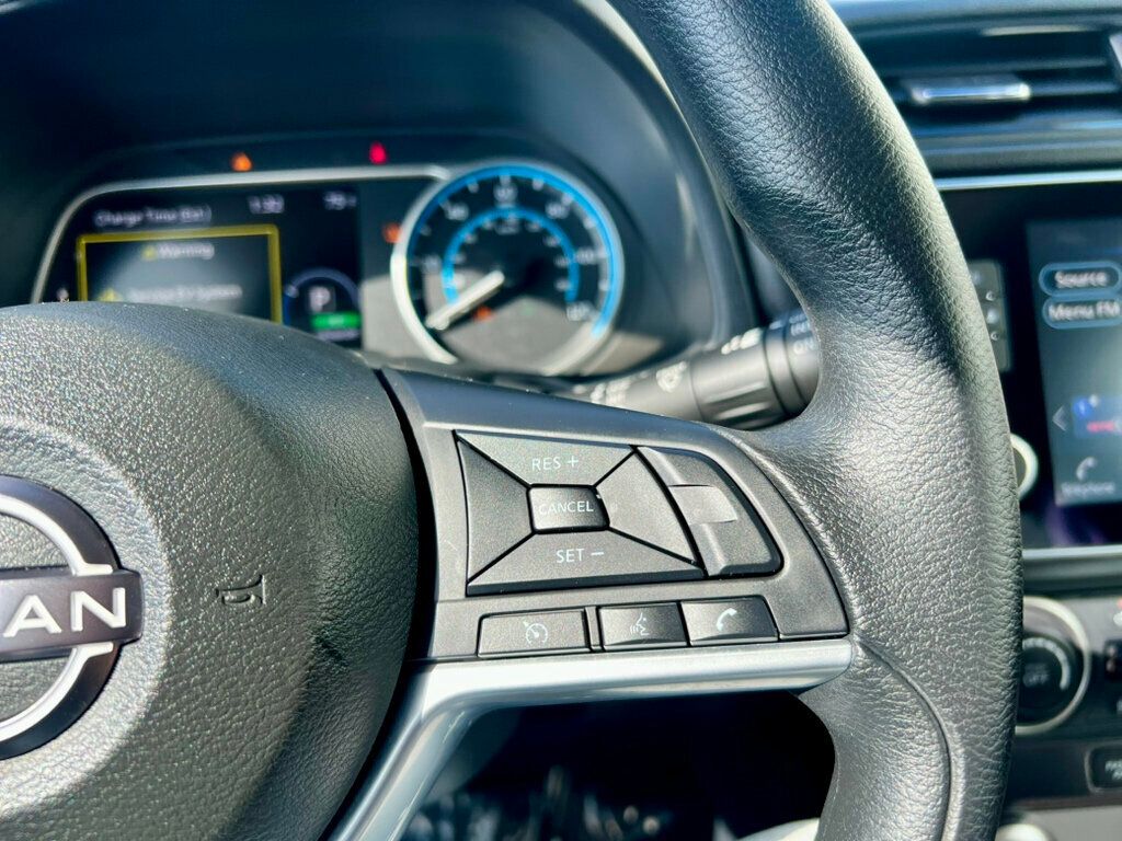 2023 Nissan Leaf S Hatchback - 22896738 - 18