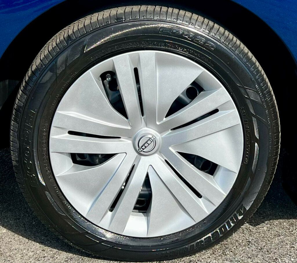 2023 Nissan Leaf S Hatchback - 22896738 - 25