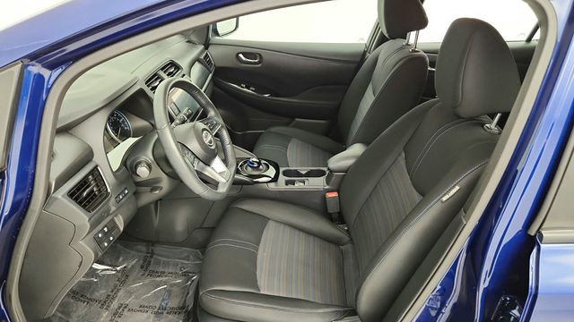 2023 Nissan Leaf SV PLUS Hatchback - 22944688 - 19