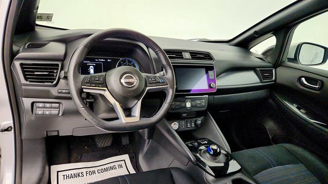 2023 Nissan Leaf SV PLUS Hatchback w/ 212-Mile Range & ProPILOT Assist - 23066414 - 11