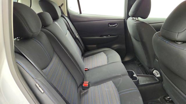 2023 Nissan Leaf SV PLUS Hatchback w/ 212-Mile Range & ProPILOT Assist - 23066414 - 22