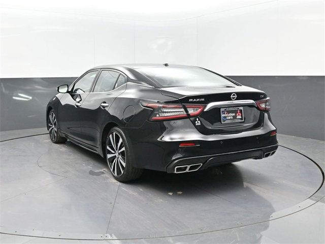 2023 Nissan Maxima SV photo 3