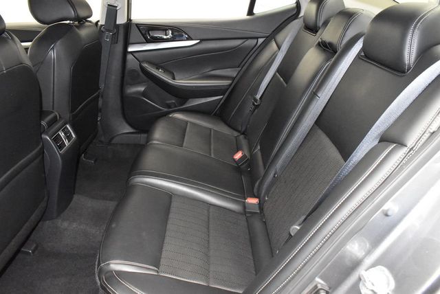 2023 Nissan Maxima SV CVT - 22924091 - 32