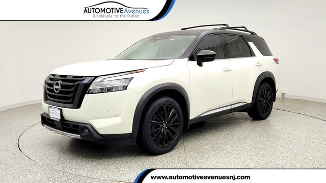 2023 Nissan Pathfinder Platinum 2WD w/ Captain Chairs Pkg & Black App Pkg - 23037040 - 0