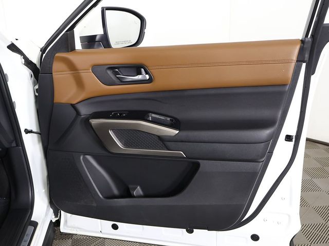 2023 Nissan Pathfinder Platinum 4WD - 23018796 - 27