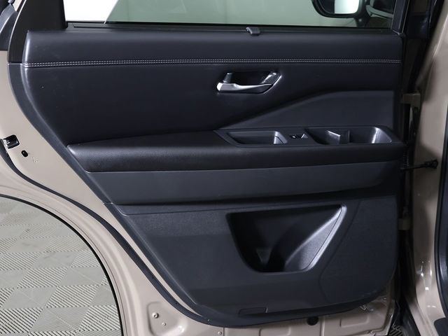 2023 Nissan Pathfinder Platinum 4WD - 23072485 - 30