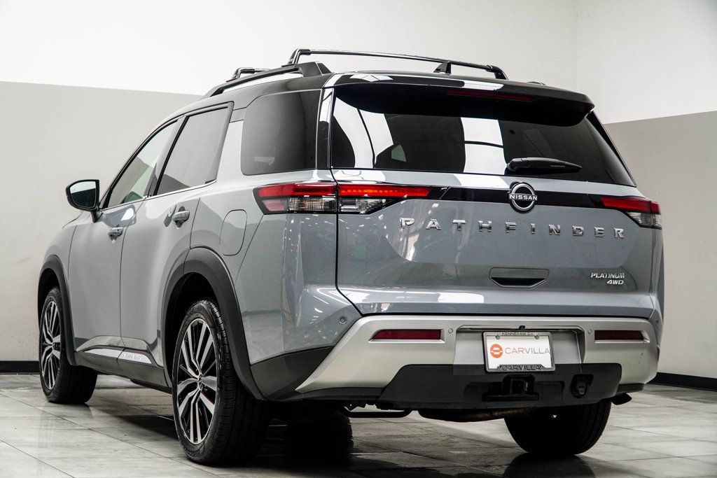 2023 Nissan Pathfinder Platinum photo 10