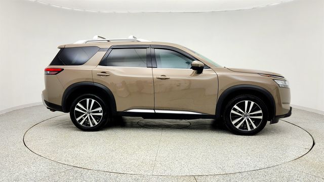 2023 Nissan Pathfinder Platinum 4WD - 22999417 - 3