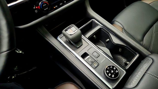 2023 Nissan Pathfinder Platinum 4WD - 23010087 - 16