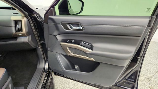 2023 Nissan Pathfinder Platinum 4WD - 23010087 - 27