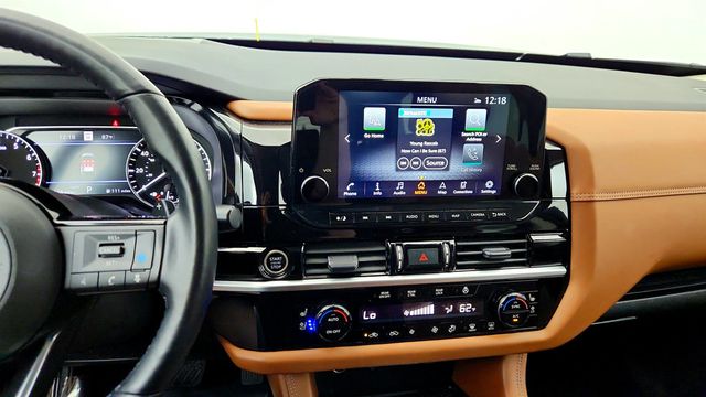 2023 Nissan Pathfinder Platinum 4WD with Black Package - 23014209 - 17