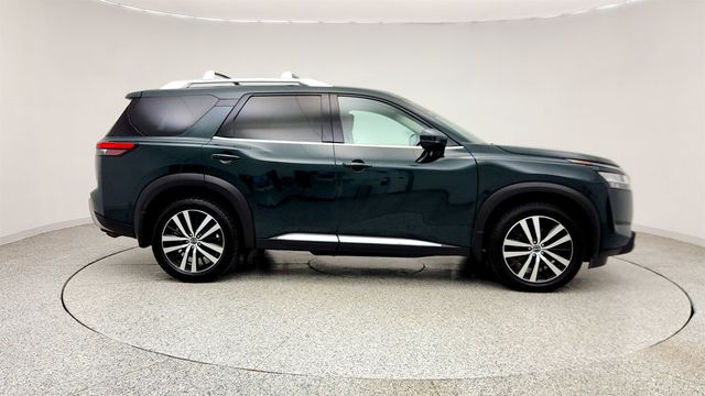 2023 Nissan Pathfinder Platinum 4WD with Black Package - 23014209 - 3