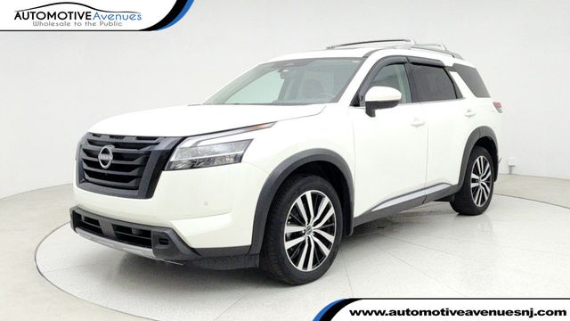 2023 Nissan Pathfinder Platinum 4WD with Captain Chairs Package - 22949249 - 0
