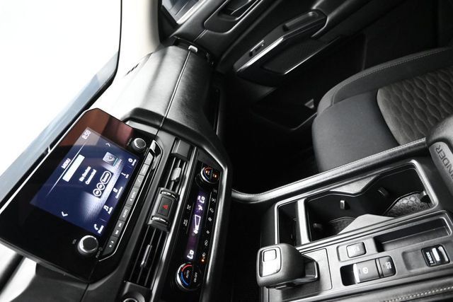 2023 Nissan Pathfinder S 2WD - 23050838 - 18