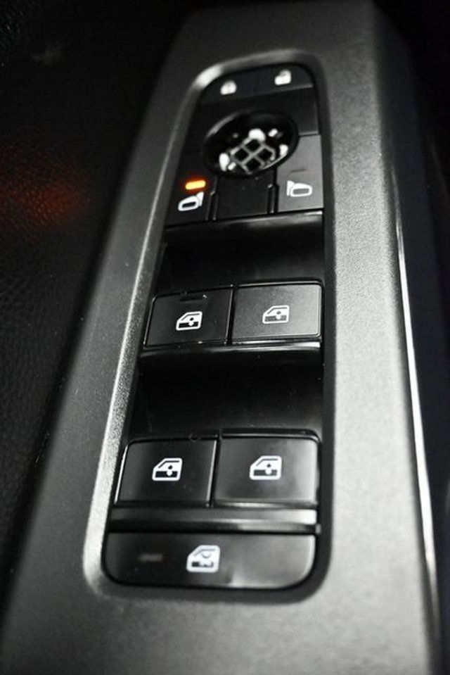 2023 Nissan Pathfinder S 2WD - 23050838 - 24