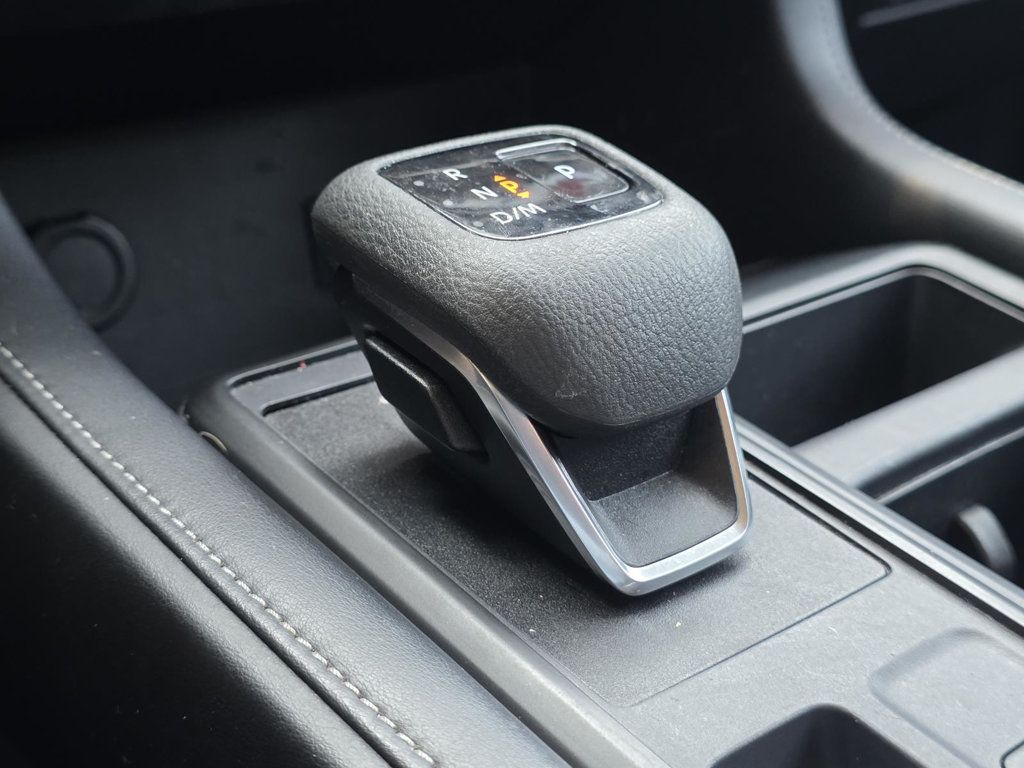 2023 Nissan Pathfinder S photo 18