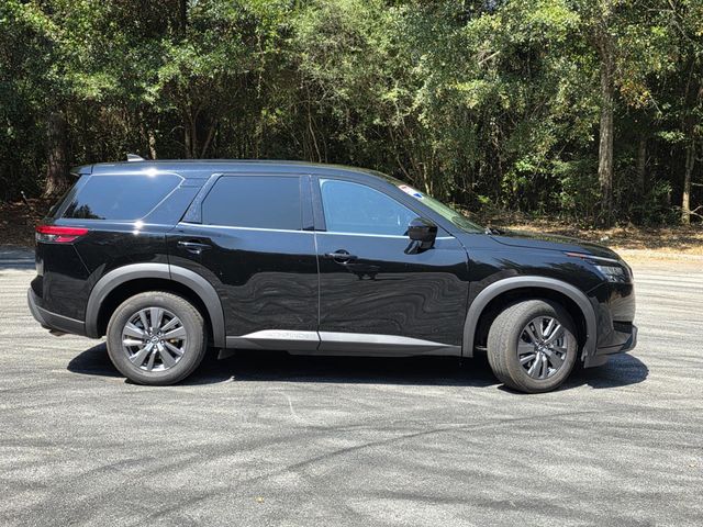 2023 Nissan Pathfinder S 4WD - 22916418 - 34